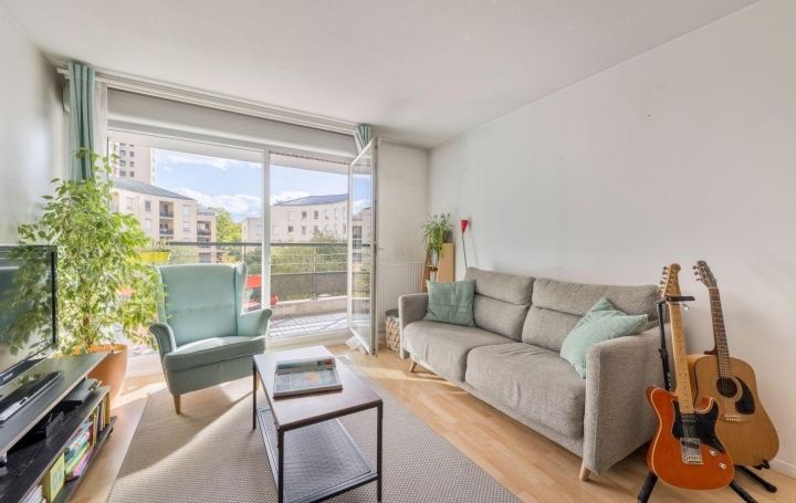  Annonces BRON Apartment | LYON (69008) | 70 m2 | 270 000 € 