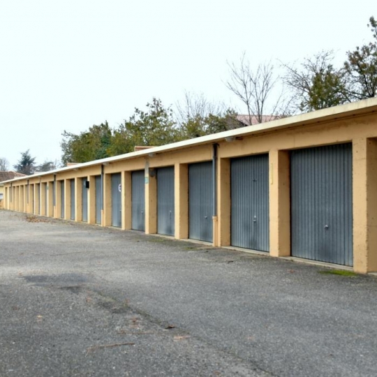  Annonces BRON : Garage / Parking | SAINT-BONNET-DE-MURE (69720) | 16 m2 | 12 500 € 