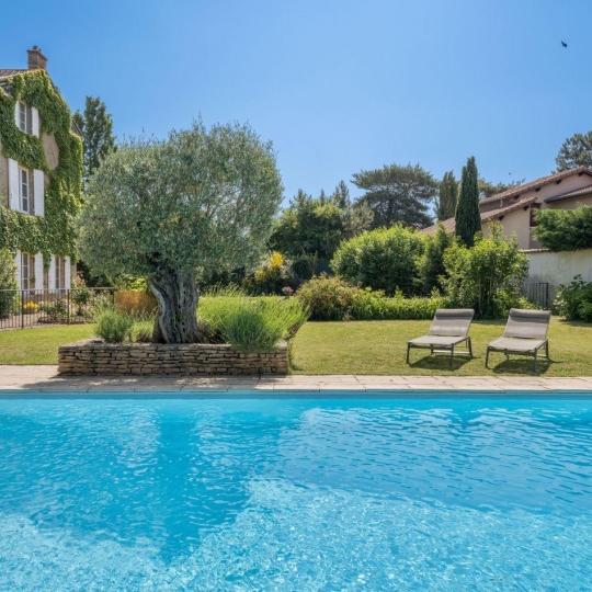 Annonces BRON : House | ECULLY (69130) | 500.00m2 | 2 100 000 € 