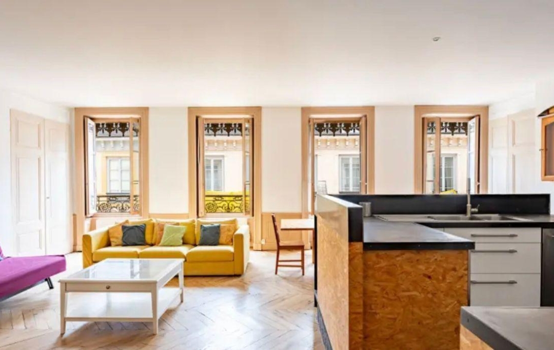 Annonces BRON : Apartment | LYON (69001) | 123 m2 | 3 500 € 